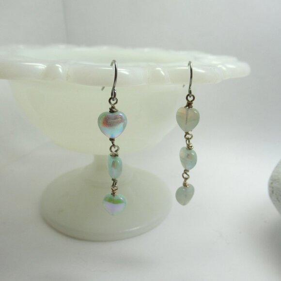 UG heart earrings - Picture 2 of 10